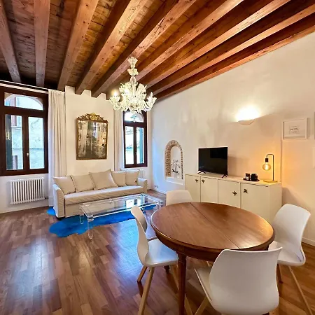 Tarvisium Luxury Apartment: Un'oasi Di Eleganza